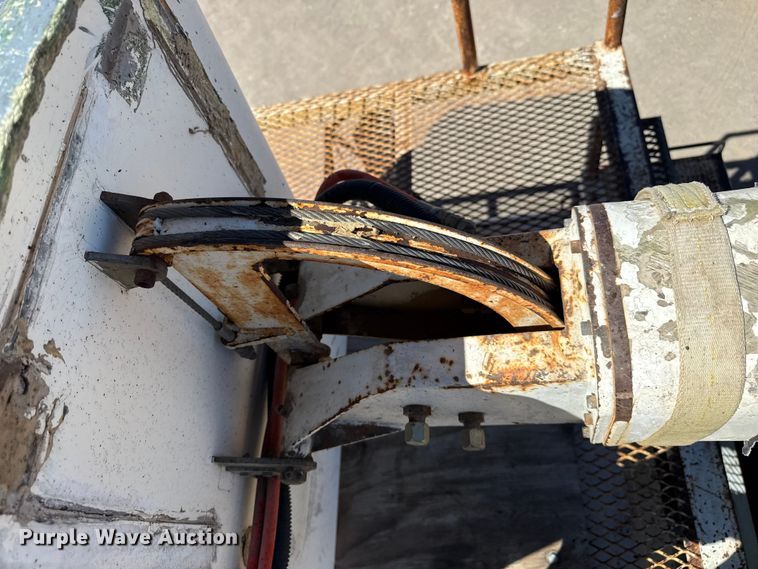 image for item DZ5337 1991 GMC TopKick C6500 forestry bucket truck