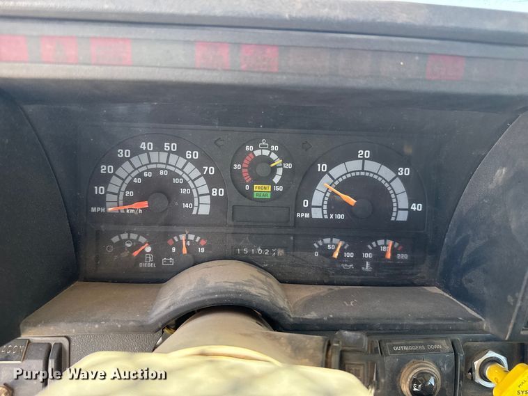 image for item DZ5337 1991 GMC TopKick C6500 forestry bucket truck