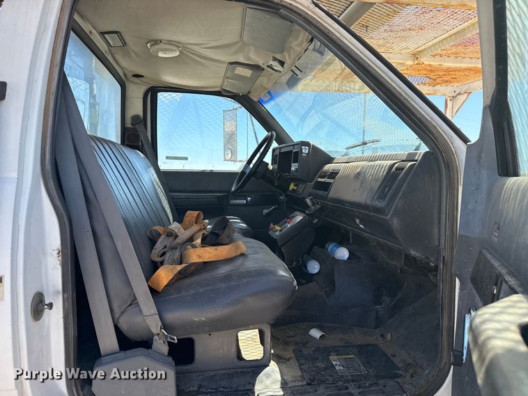 image for item DZ5337 1991 GMC TopKick C6500 forestry bucket truck