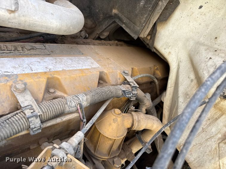 image for item DZ5337 1991 GMC TopKick C6500 forestry bucket truck