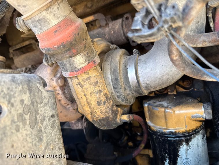 image for item DZ5337 1991 GMC TopKick C6500 forestry bucket truck