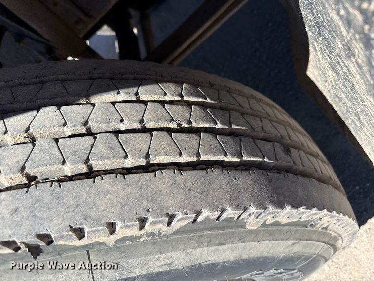 image for item DZ5337 1991 GMC TopKick C6500 forestry bucket truck