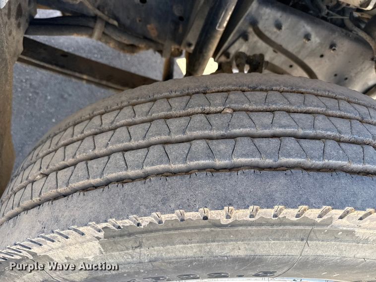 image for item DZ5337 1991 GMC TopKick C6500 forestry bucket truck