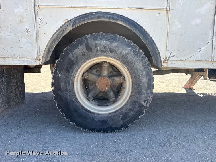 image for item DZ5337 1991 GMC TopKick C6500 forestry bucket truck