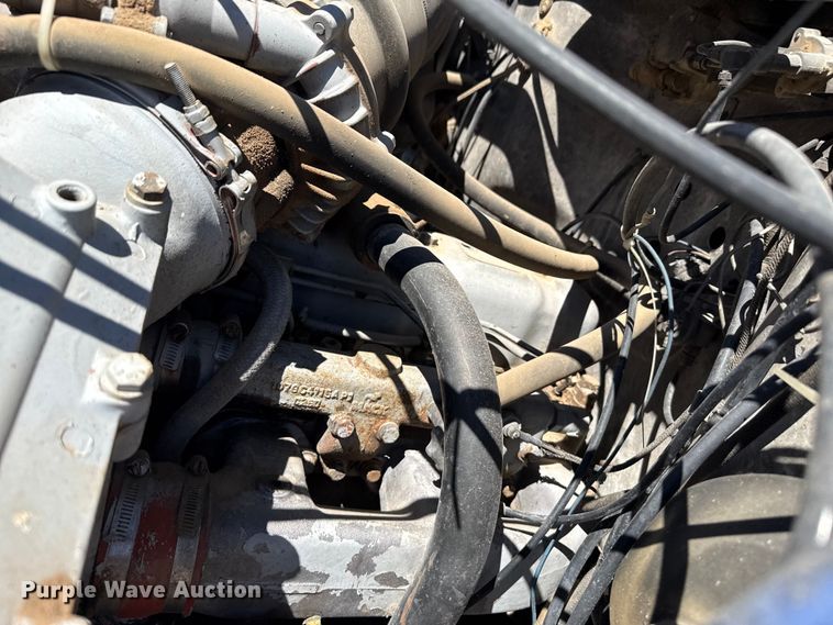 image for item DZ5338 1981 Mack R686ST dump truck