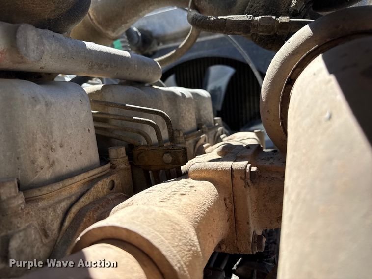 image for item DZ5338 1981 Mack R686ST dump truck