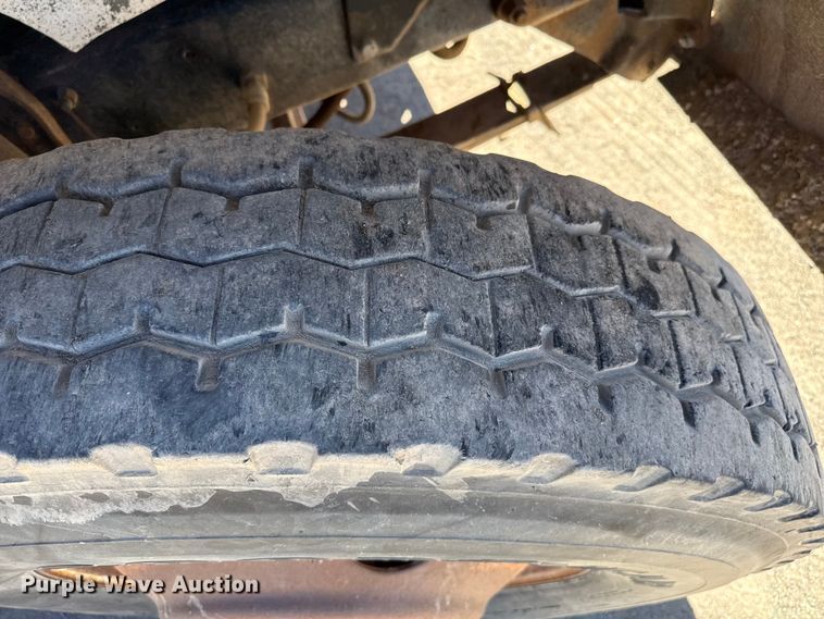 image for item DZ5338 1981 Mack R686ST dump truck