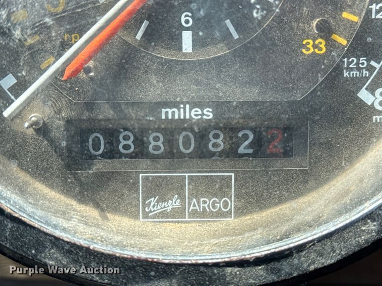 image for item DZ5339 1982 Mack R686ST dump truck