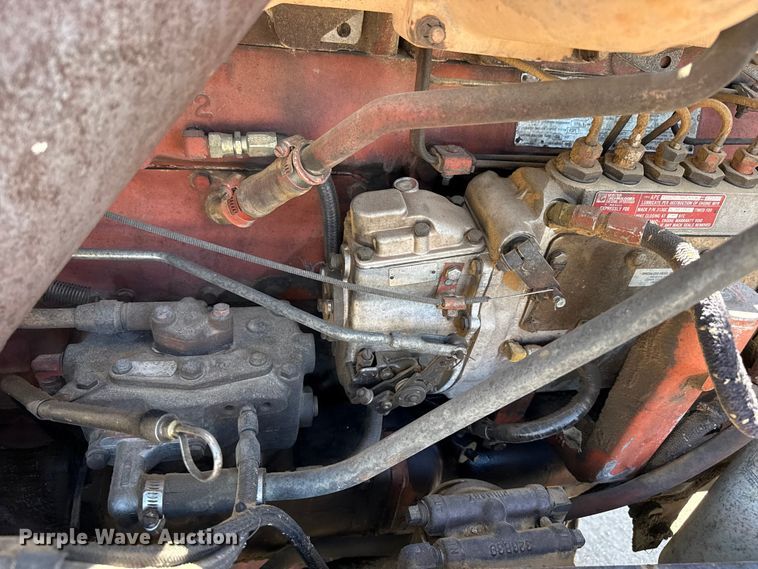 image for item DZ5339 1982 Mack R686ST dump truck