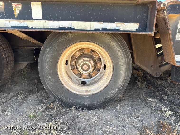 image for item DZ5340 2002 Load King HFT70 drop deck hydraulic tail equipment trailer