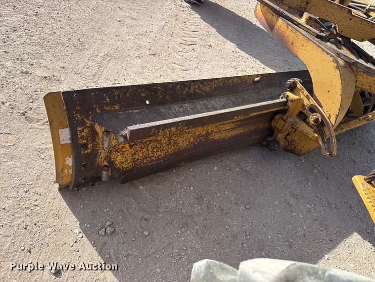 image for item DZ5354 1980 Caterpillar 140G motor grader