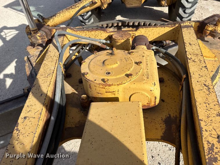 image for item DZ5354 1980 Caterpillar 140G motor grader