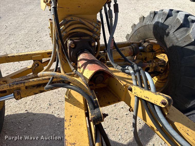 image for item DZ5354 1980 Caterpillar 140G motor grader