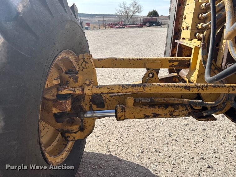 image for item DZ5354 1980 Caterpillar 140G motor grader