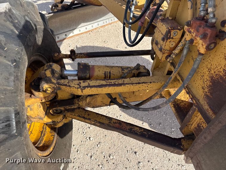 image for item DZ5354 1980 Caterpillar 140G motor grader