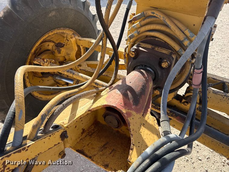 image for item DZ5354 1980 Caterpillar 140G motor grader