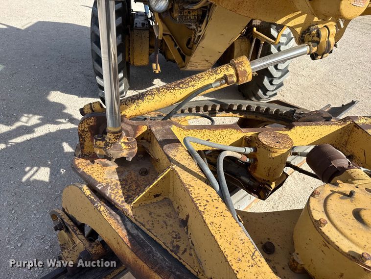 image for item DZ5354 1980 Caterpillar 140G motor grader