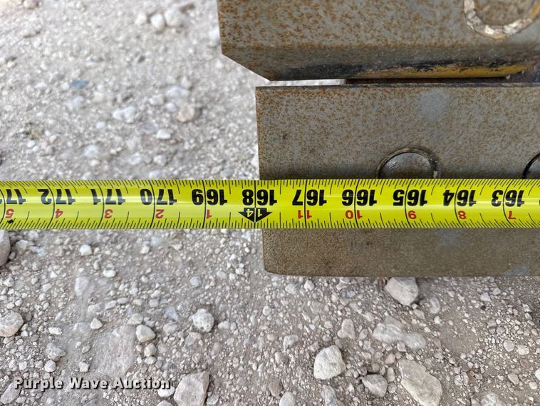 image for item DZ5354 1980 Caterpillar 140G motor grader