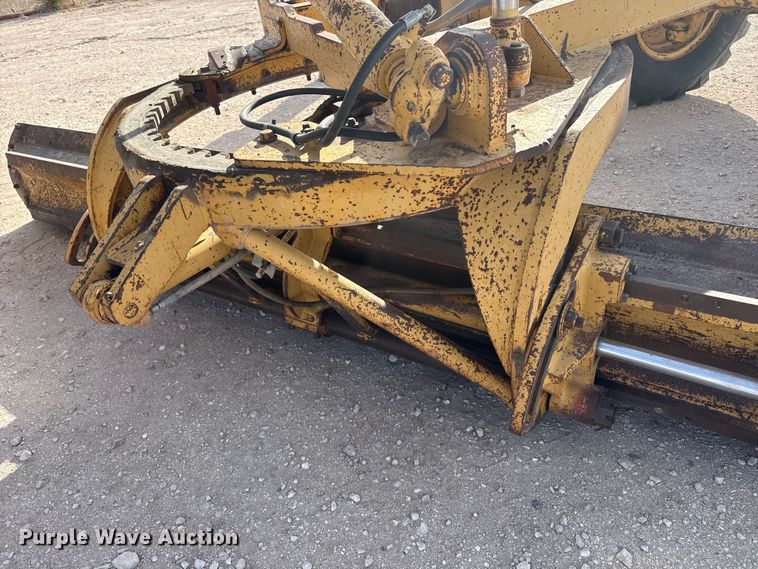 image for item DZ5354 1980 Caterpillar 140G motor grader