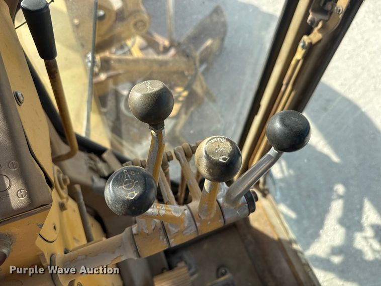 image for item DZ5354 1980 Caterpillar 140G motor grader