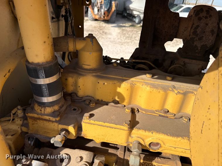 image for item DZ5354 1980 Caterpillar 140G motor grader