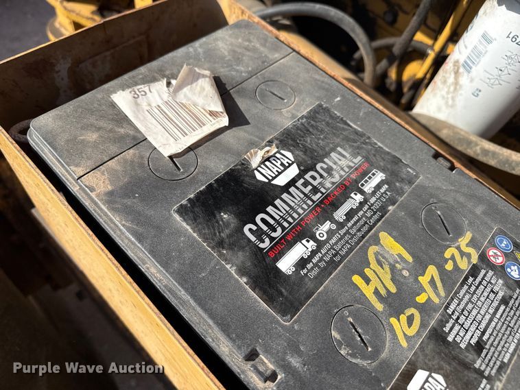 image for item DZ5354 1980 Caterpillar 140G motor grader