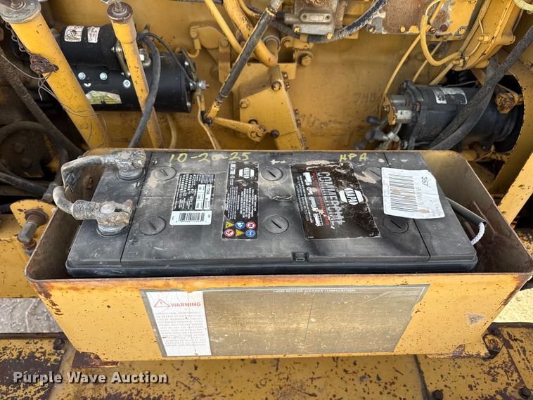 image for item DZ5354 1980 Caterpillar 140G motor grader