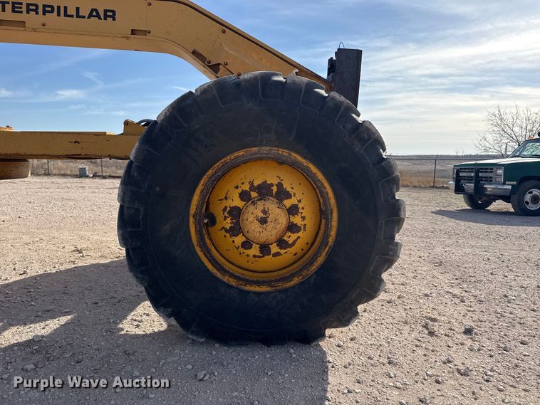 image for item DZ5354 1980 Caterpillar 140G motor grader