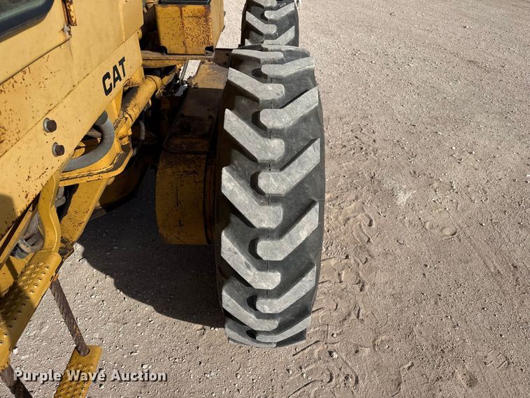 image for item DZ5354 1980 Caterpillar 140G motor grader