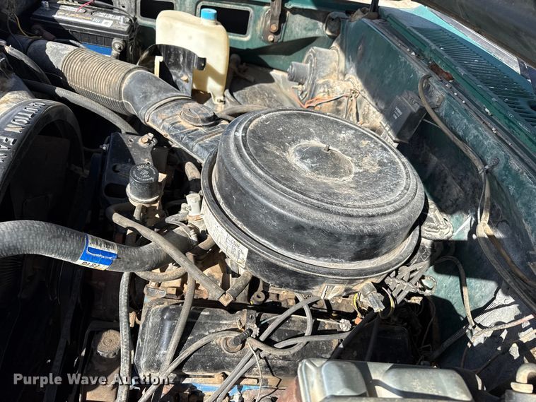 image for item DZ5355 1986 Chevrolet C30 dump truck