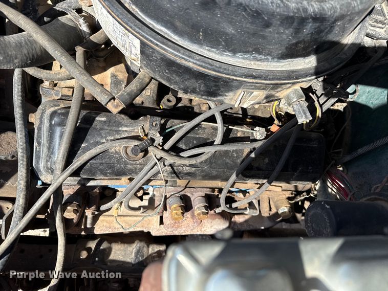 image for item DZ5355 1986 Chevrolet C30 dump truck