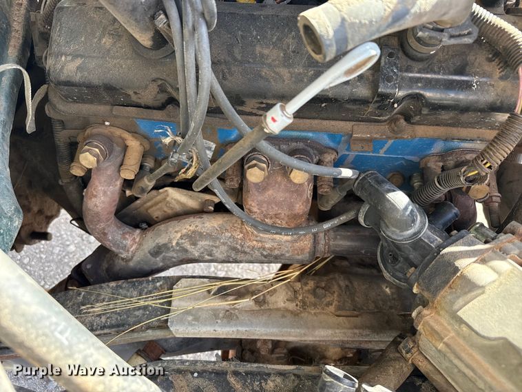image for item DZ5355 1986 Chevrolet C30 dump truck