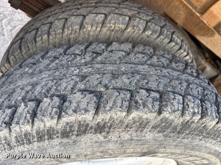 image for item DZ5355 1986 Chevrolet C30 dump truck