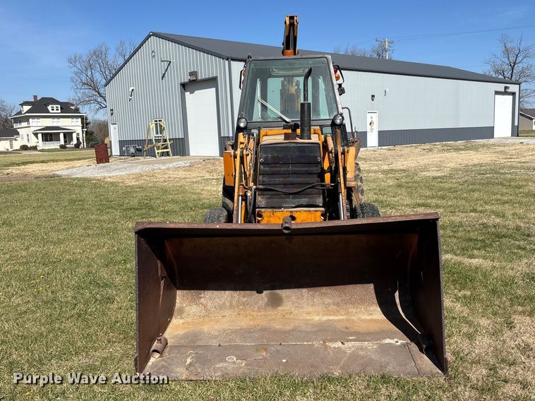 image for item EA4697 Case 580C backhoe