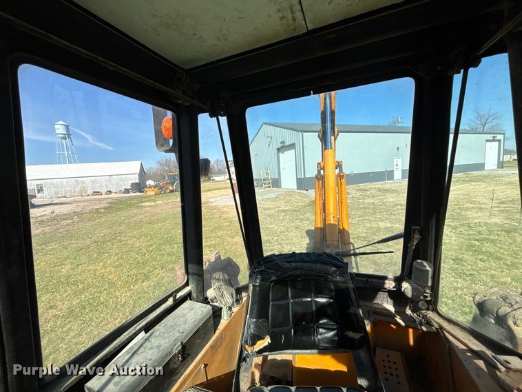 image for item EA4697 Case 580C backhoe