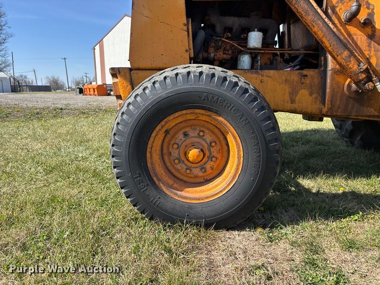 image for item EA4697 Case 580C backhoe