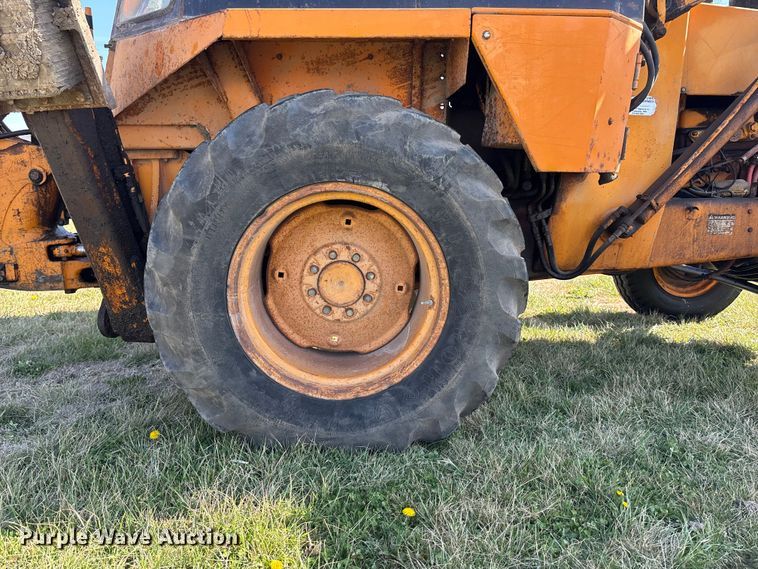 image for item EA4697 Case 580C backhoe