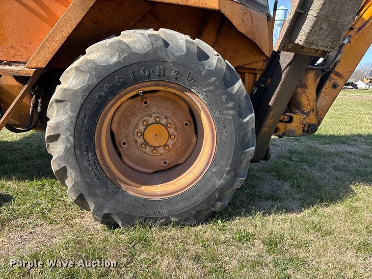 image for item EA4697 Case 580C backhoe