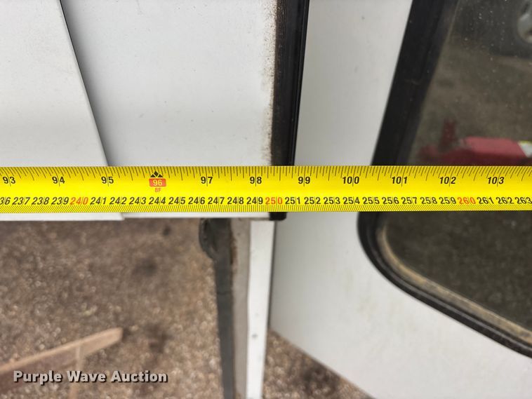 image for item EA4716 ARE F150 pickup topper