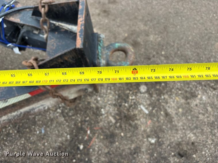 image for item EA4717 2010 PJ Deckover equipment trailer