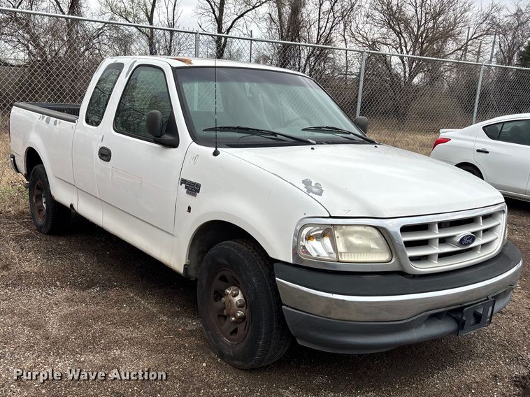 image for item EA4718 1999 Ford F250 Ext. Cab pickup truck