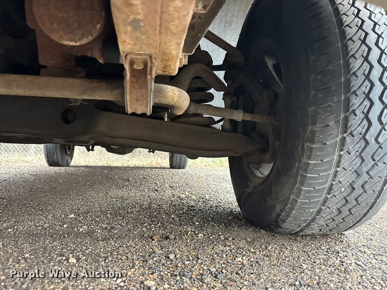 image for item EA4718 1999 Ford F250 Ext. Cab pickup truck