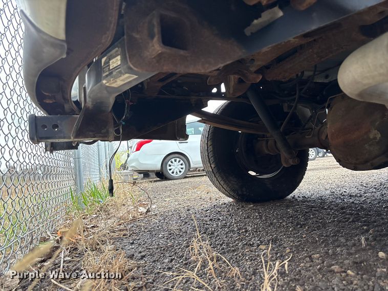 image for item EA4718 1999 Ford F250 Ext. Cab pickup truck