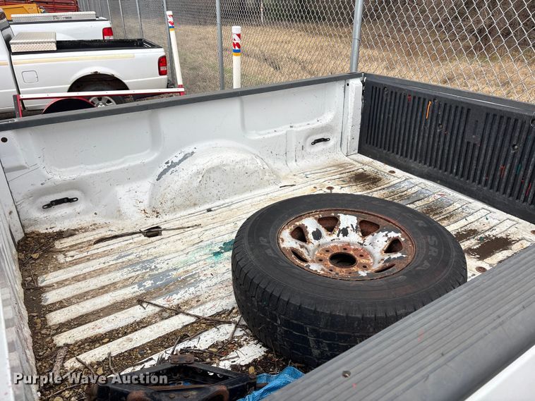 image for item EA4718 1999 Ford F250 Ext. Cab pickup truck