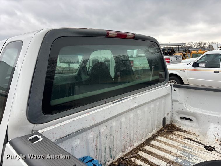 image for item EA4718 1999 Ford F250 Ext. Cab pickup truck