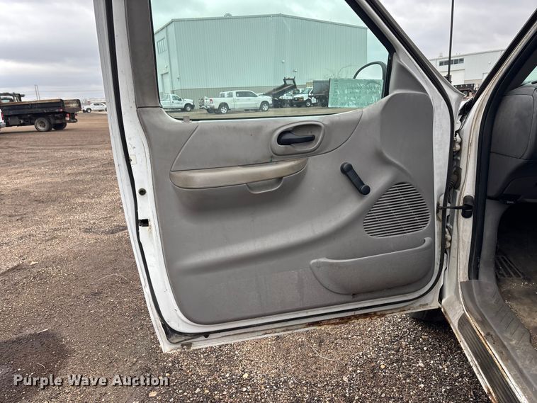 image for item EA4718 1999 Ford F250 Ext. Cab pickup truck