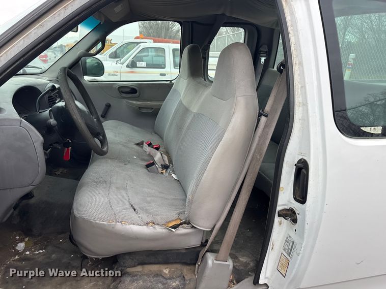 image for item EA4718 1999 Ford F250 Ext. Cab pickup truck