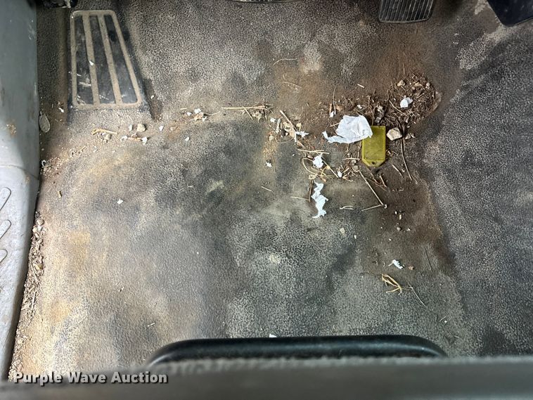 image for item EA4718 1999 Ford F250 Ext. Cab pickup truck