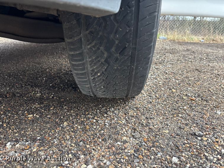 image for item EA4718 1999 Ford F250 Ext. Cab pickup truck