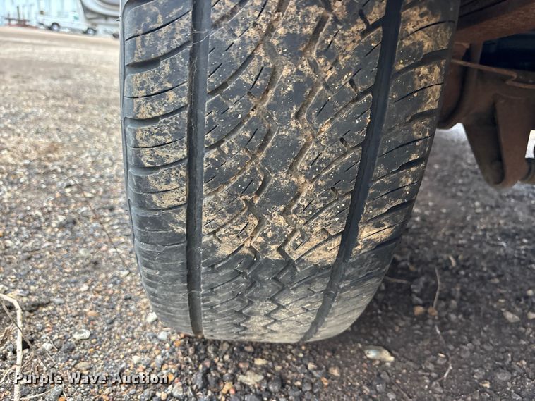 image for item EA4718 1999 Ford F250 Ext. Cab pickup truck